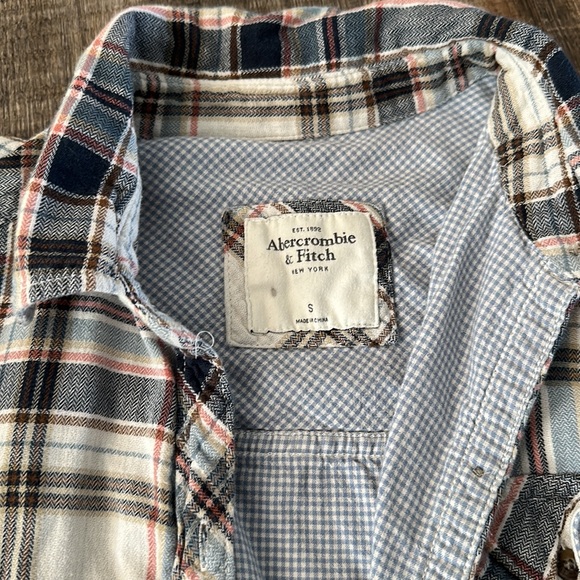 Abercrombie and Fitch flannel - Picture 2 of 4